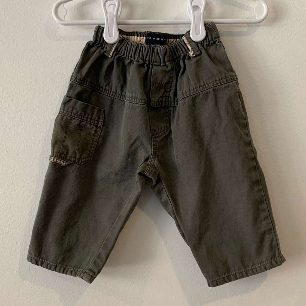 Burberry Olive Green Khaki Pants in 6 Months Size